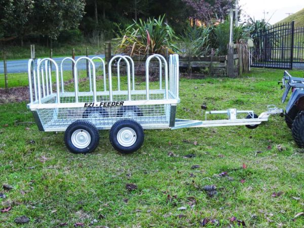 Large Bale Feeders - Ezi-Feeders Trailer with optional extra hoops